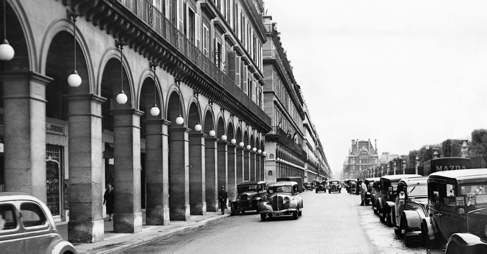 Rue de Rivoli, Paris - Before(Sueddeutsche Zeitung Photo / Alamy Stock Photo)