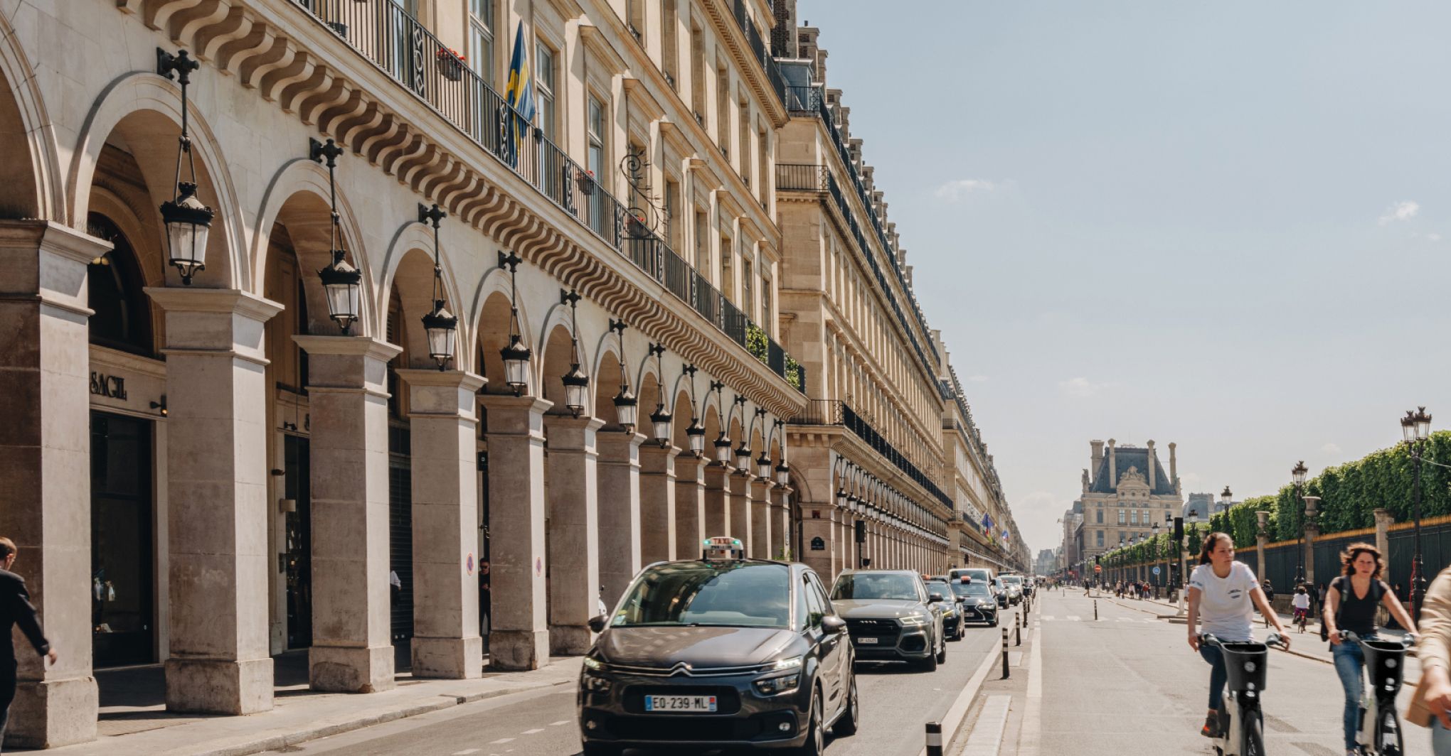 Rue de Rivoli, Paris - Now (Bolt)